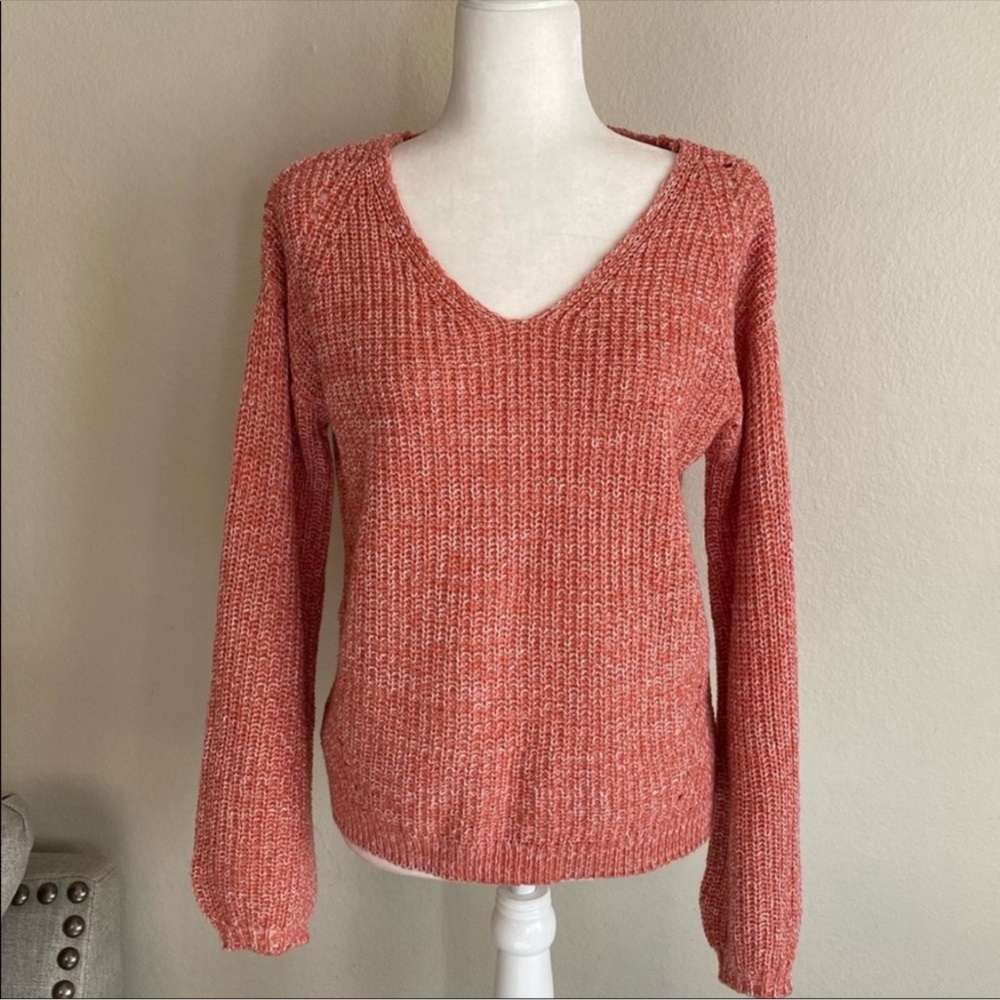 89th & Madison Orange V-Neck Women’s Sweater with Ribbed Texture✨
